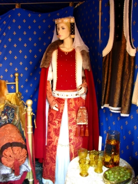 Surcotisabelle